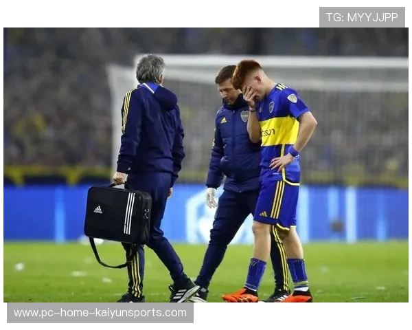 切尔西大战巴萨火花四溅！特尔施特根坐镇看台怒喷裁判